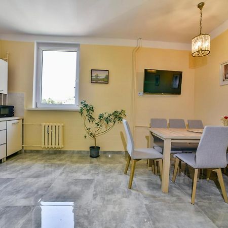 Apartament U Ewy W Kolobrzegu Podczele - 2 Sypialnie 50M2, Wifi I Darmowy Parking! Bagian luar foto