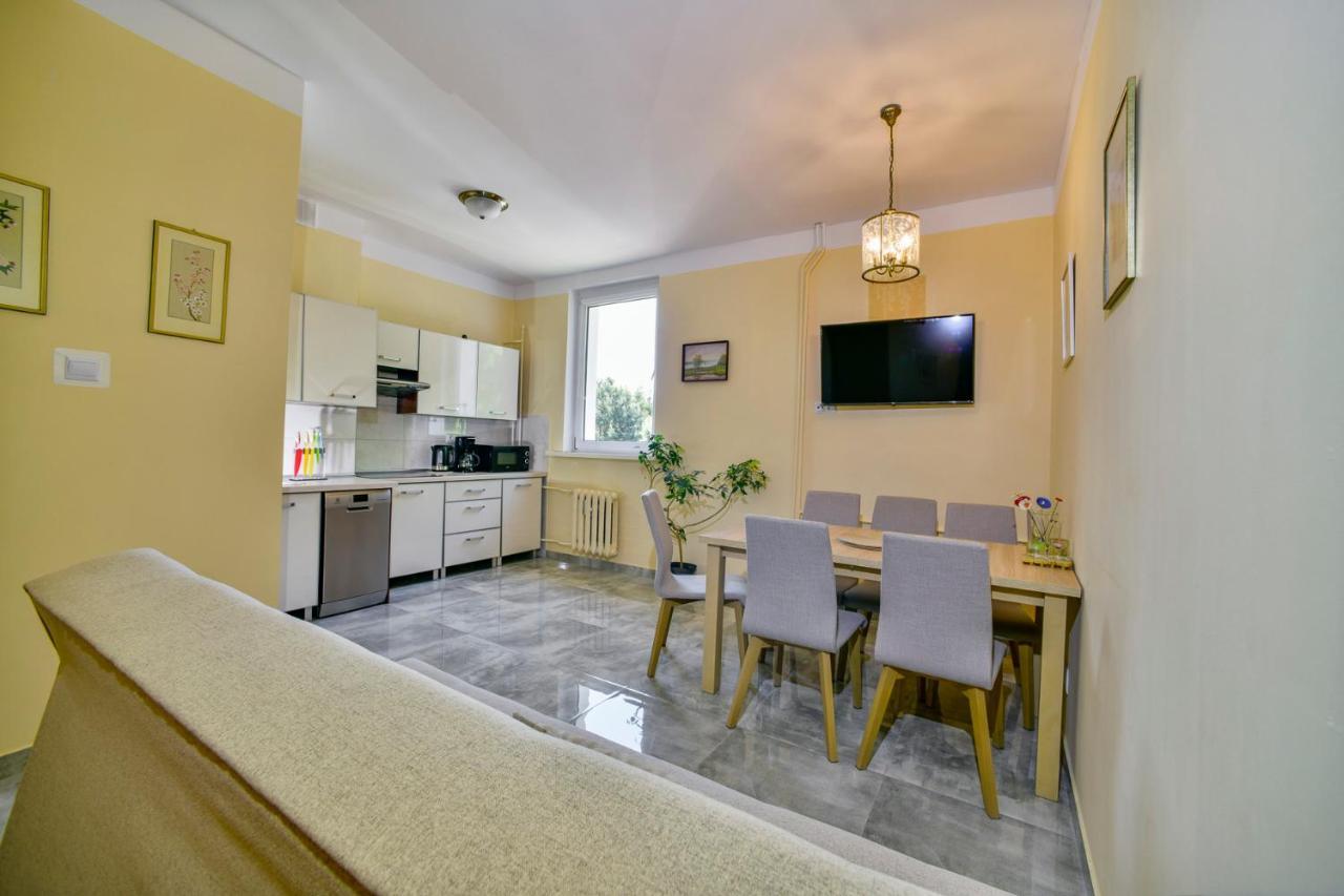 Apartament U Ewy W Kolobrzegu Podczele - 2 Sypialnie 50M2, Wifi I Darmowy Parking! Bagian luar foto