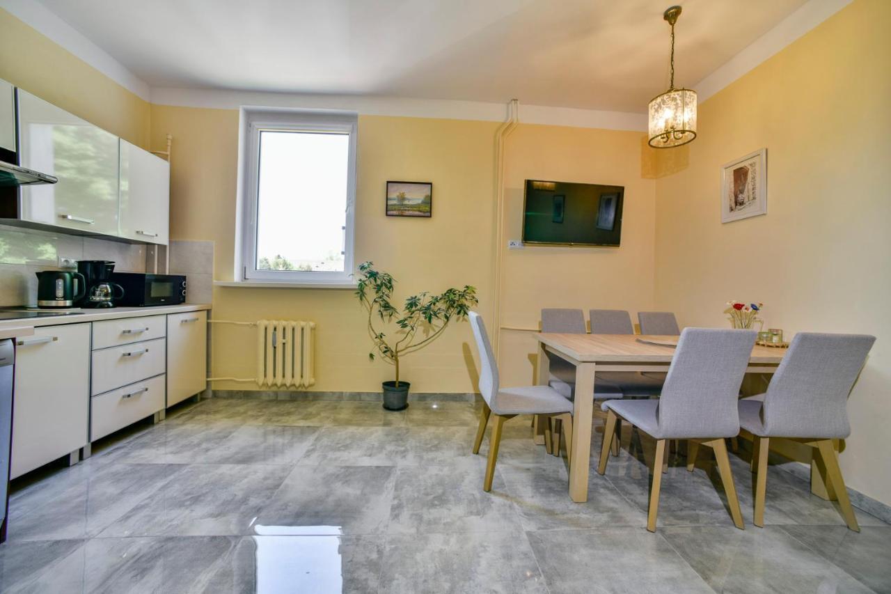 Apartament U Ewy W Kolobrzegu Podczele - 2 Sypialnie 50M2, Wifi I Darmowy Parking! Bagian luar foto